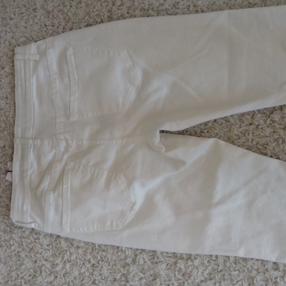 For The Republic Size 6 White Pants. - Picture 5 of 11